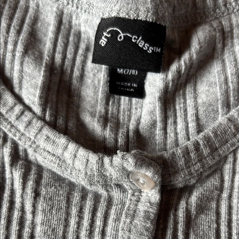 Art Class Gray Ribbed Button-Up Top - Picture 2 of 2